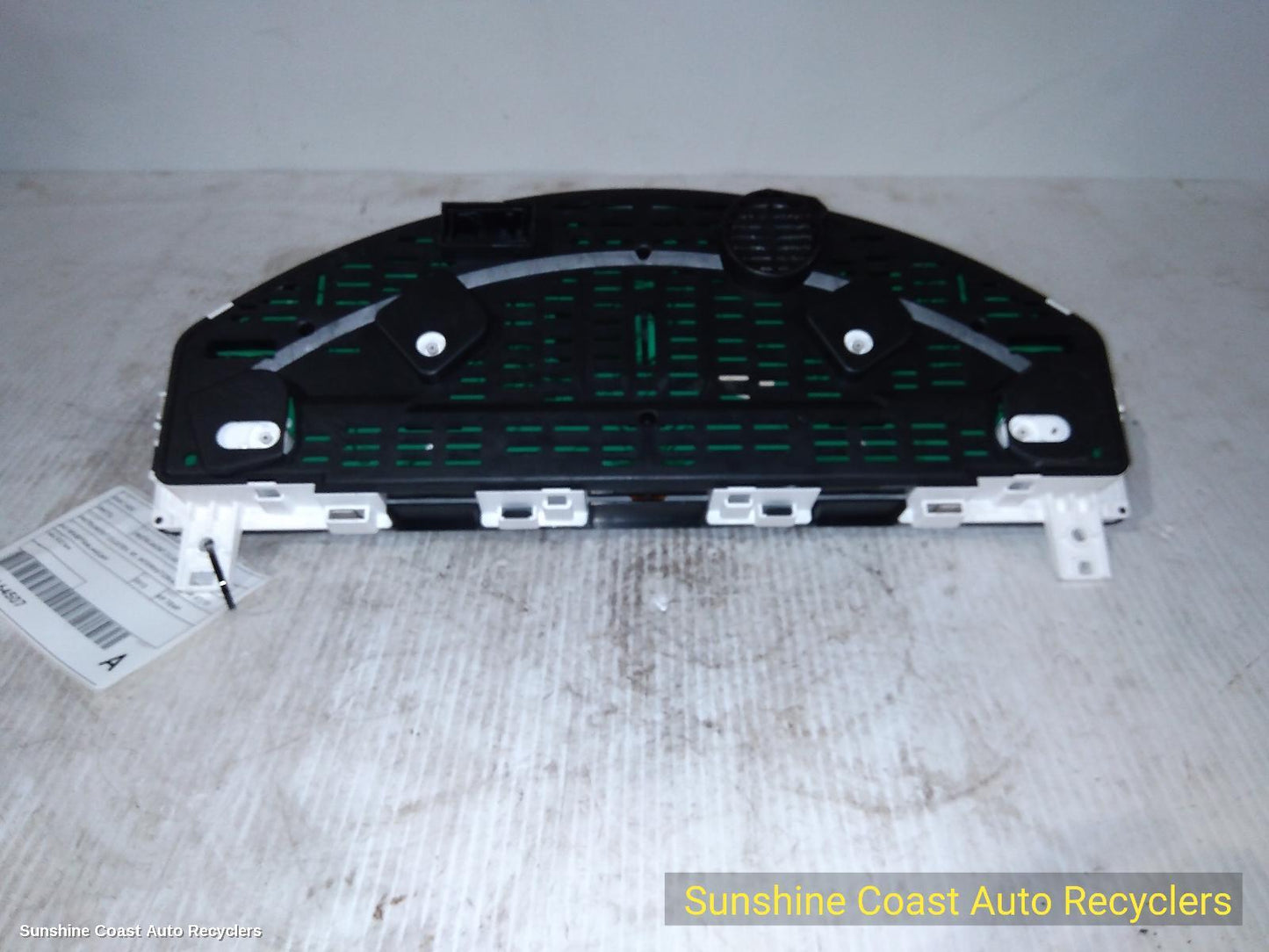 2010 Holden Commodore Instrument Cluster