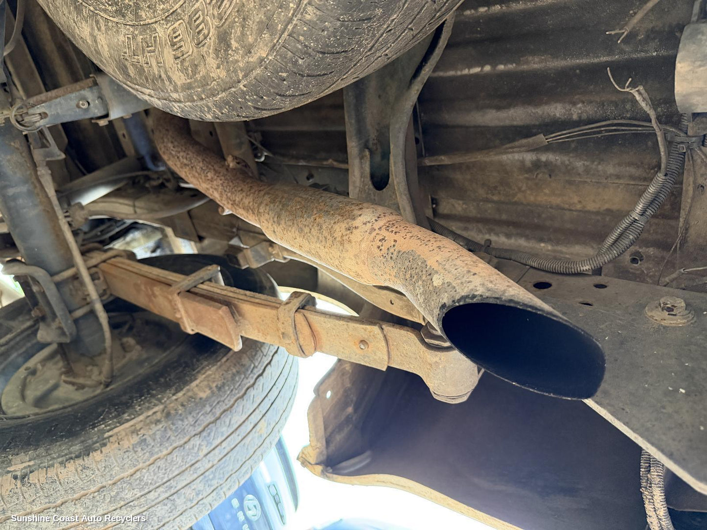 2005-2015 Nissan Navara Tail Pipe