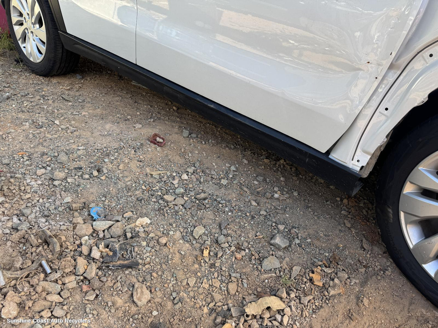 2023 Suzuki S-cross Side Step Skirt