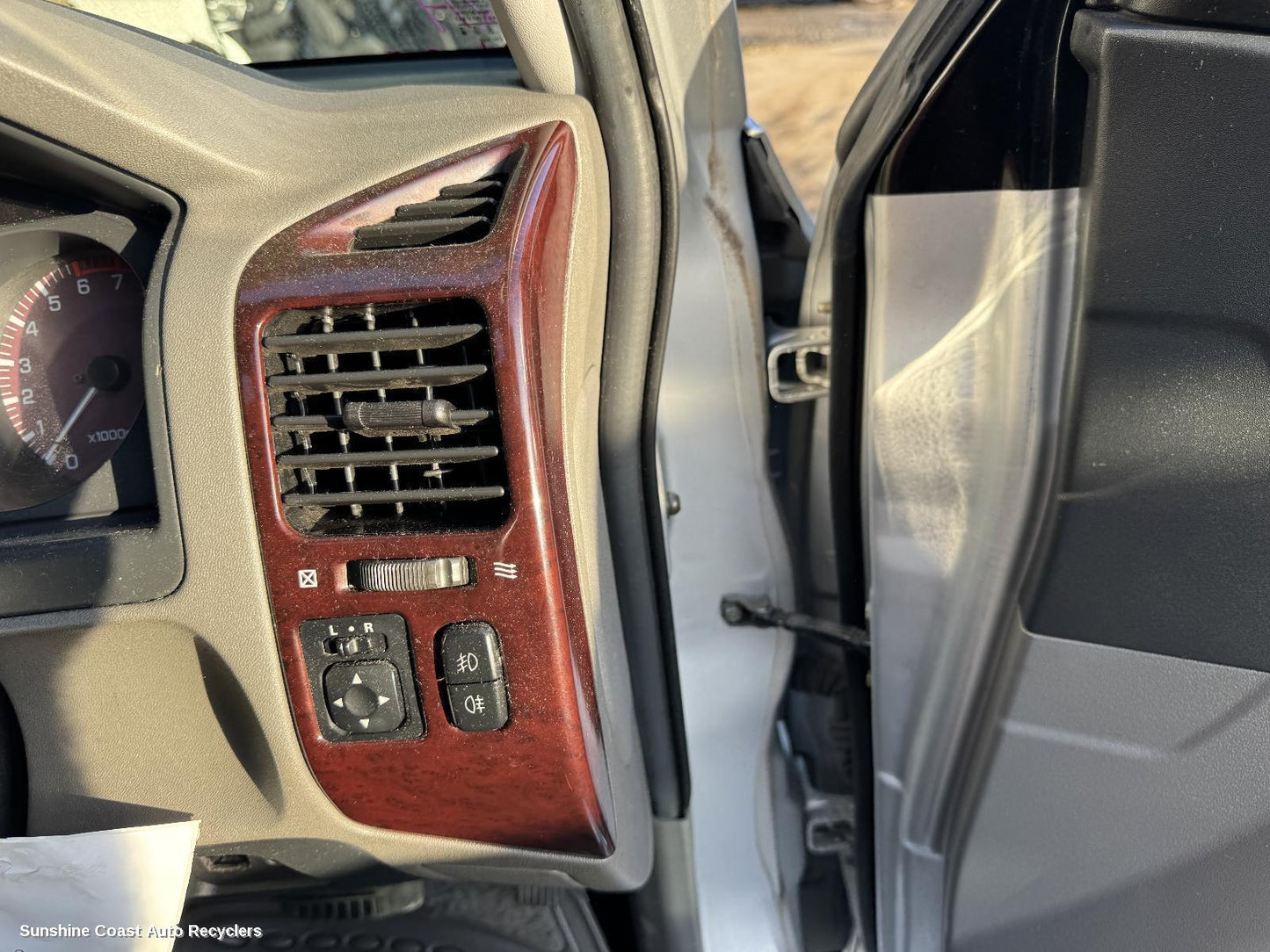 2002 Mitsubishi Pajero Misc