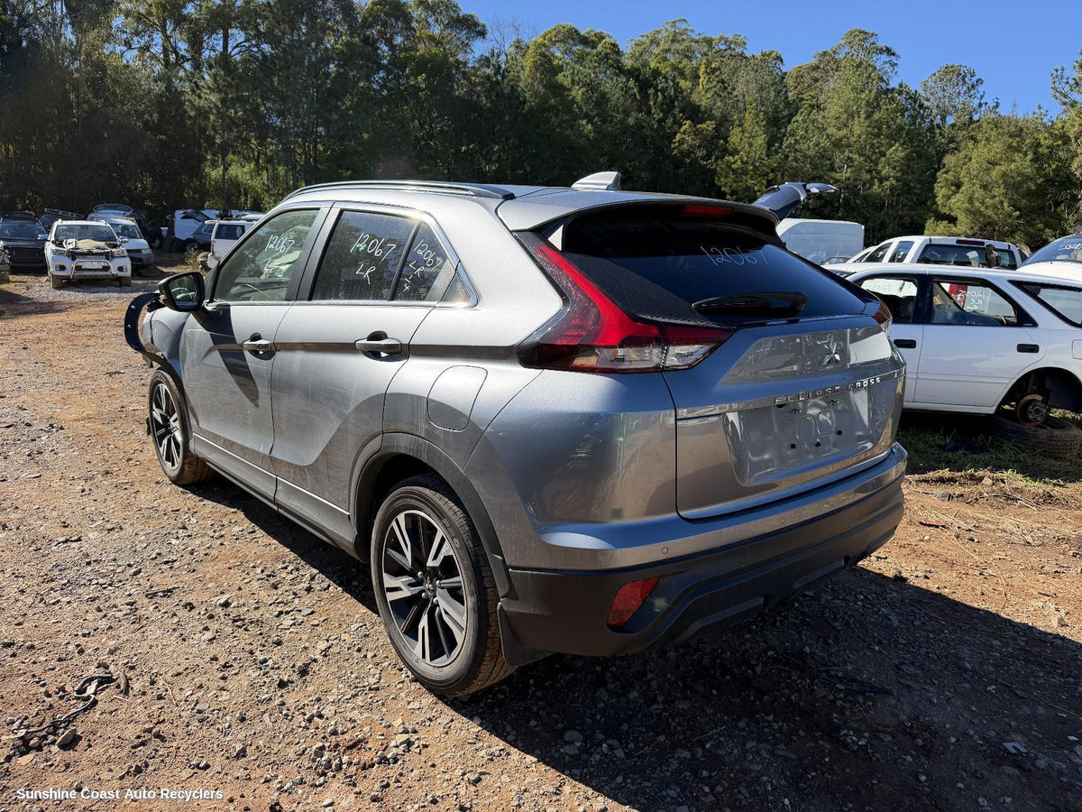 2017-2026 Mitsubishi Eclipse Cross Reverse Camera