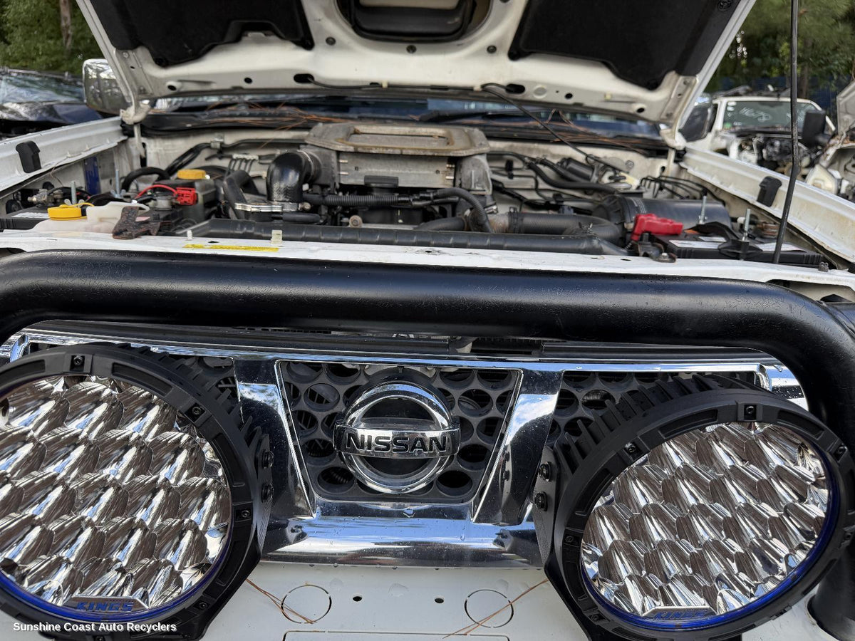 2001-2015 Nissan Navara Grille