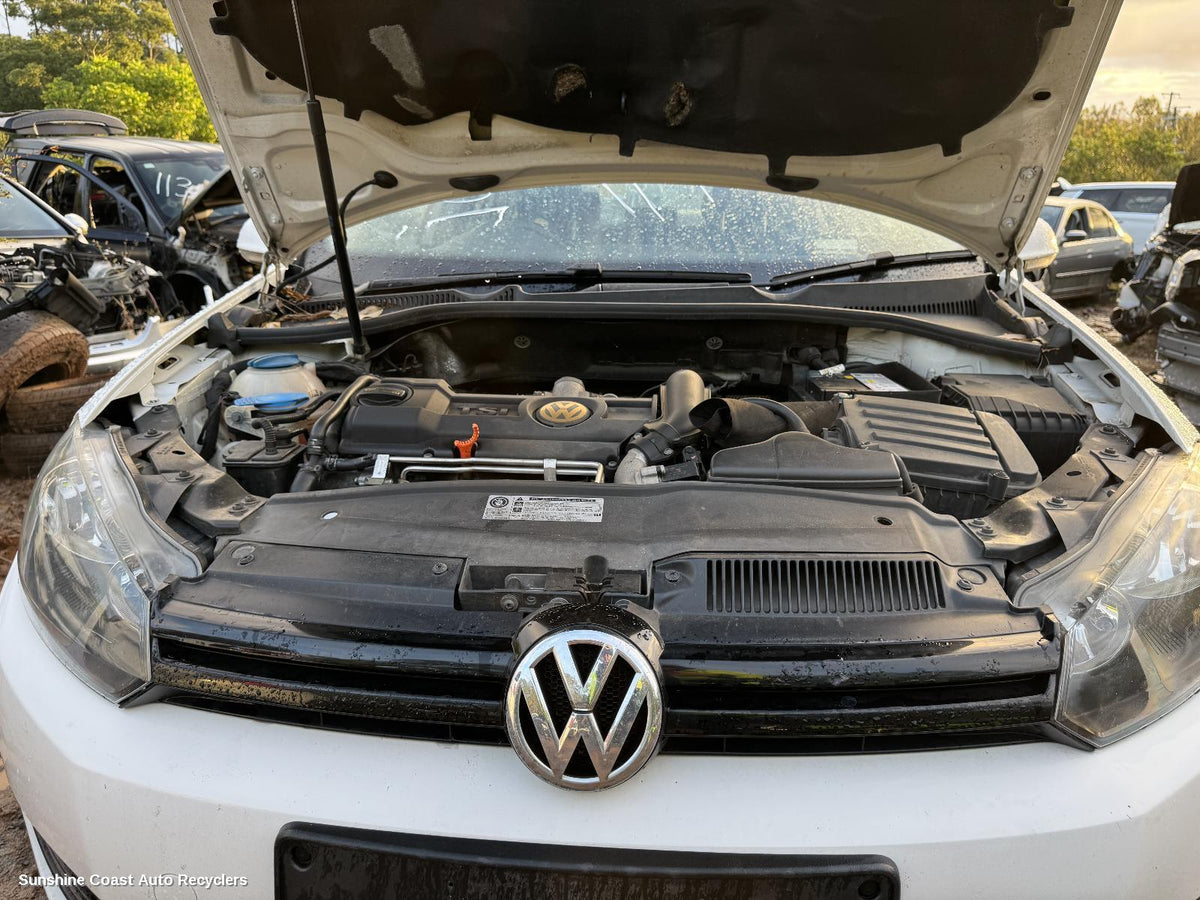 2009-2013 Volkswagen Golf Grille