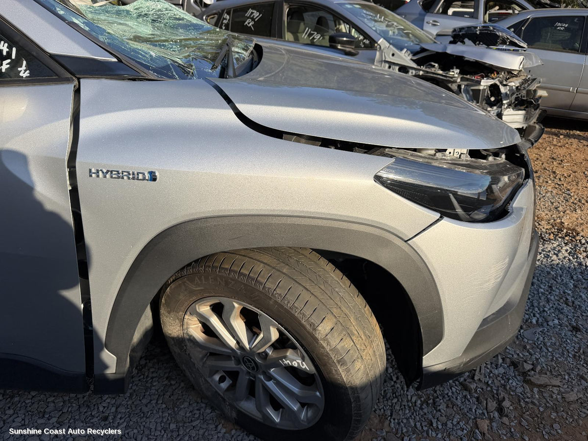 2022-2026 Toyota Corolla Cross Right Guard