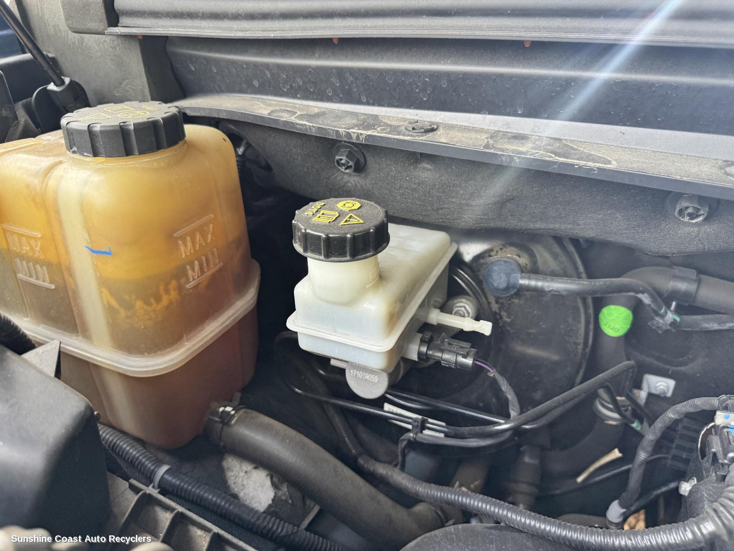 2017-2021 Ldv T60 Overflow Bottle