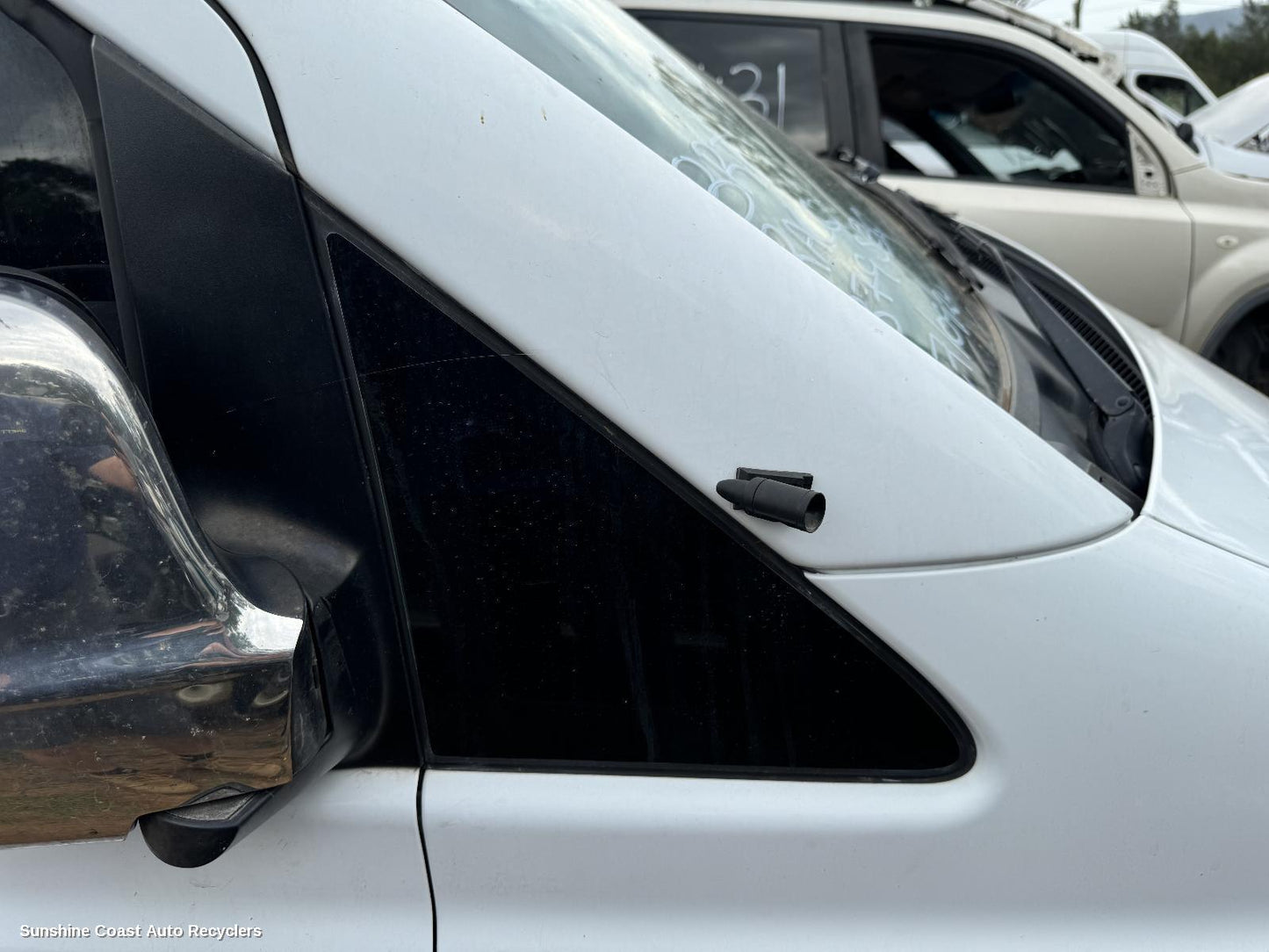 2008 Mercedes Vito Right Front 1 4 Door Glass