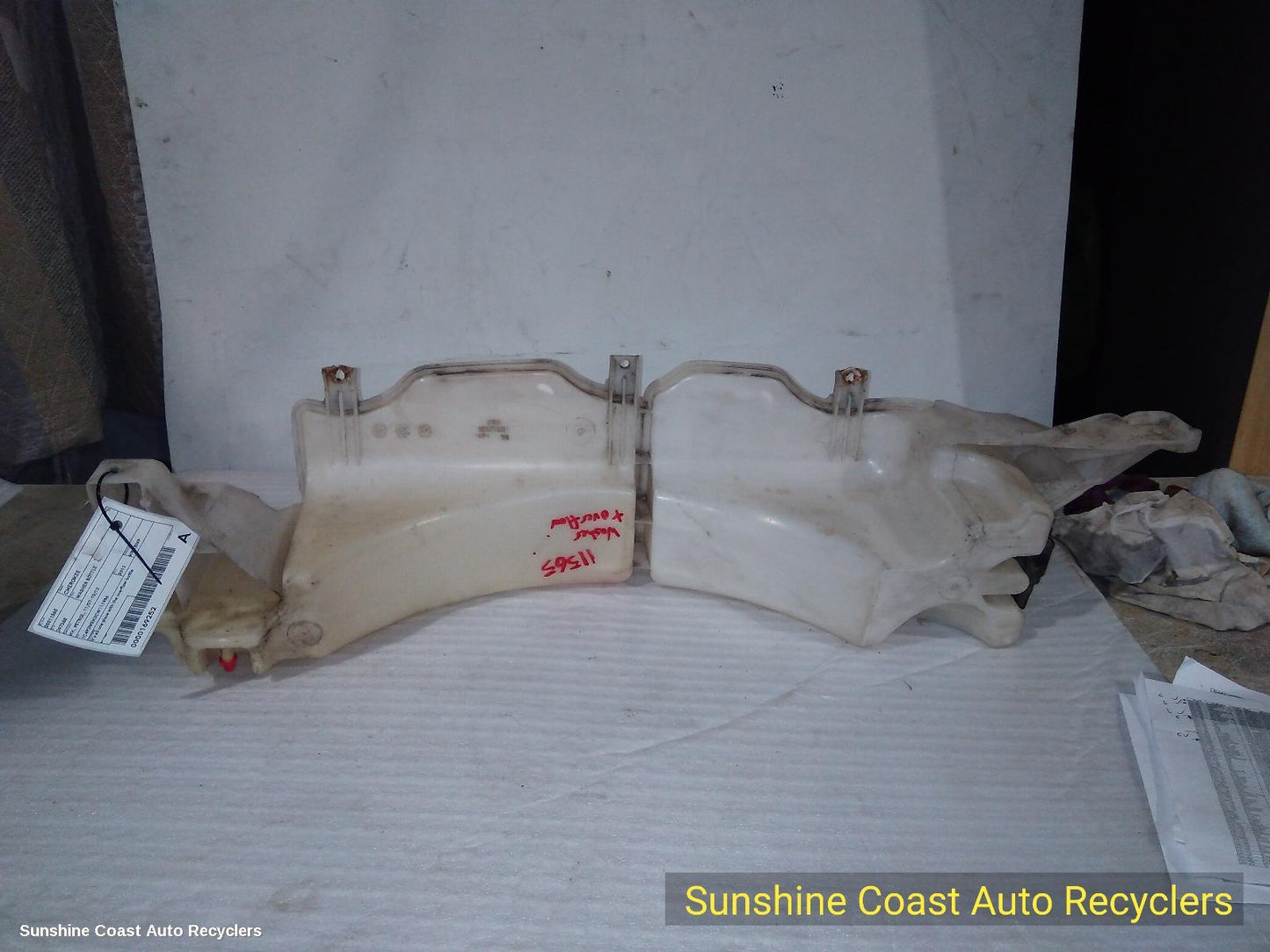 2012 Jeep Cherokee Washer Bottle