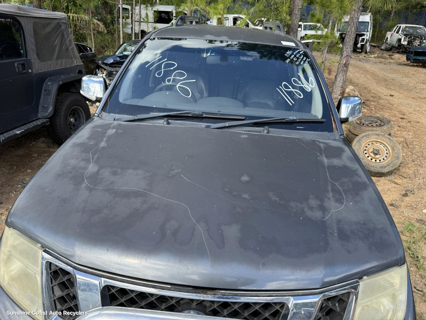 2010-2013 Nissan Pathfinder Bonnet