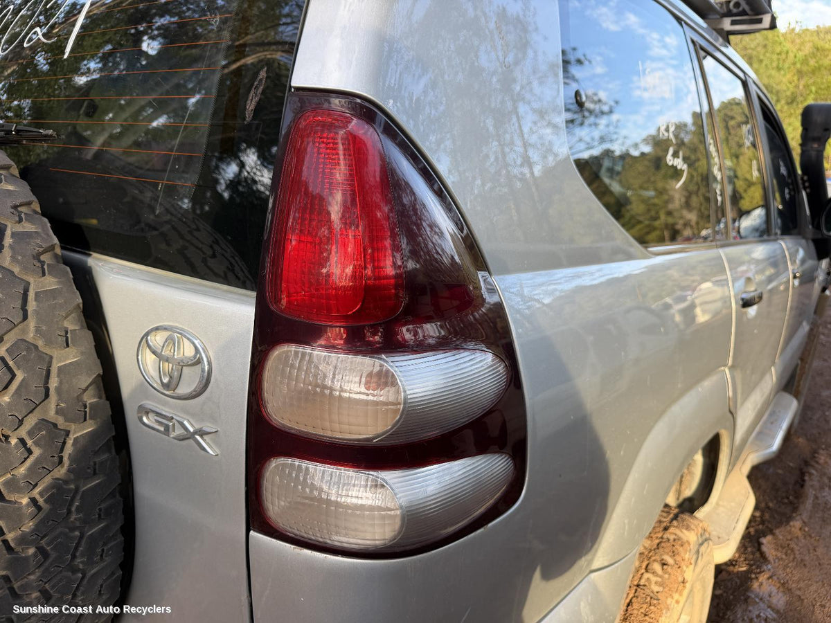 2003-2009 Toyota Prado Right Taillight