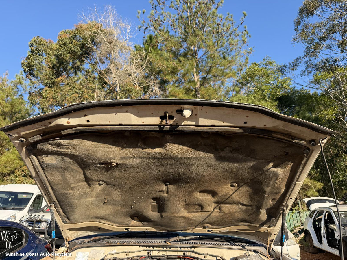 1998-2002 Toyota Landcruiser Bonnet