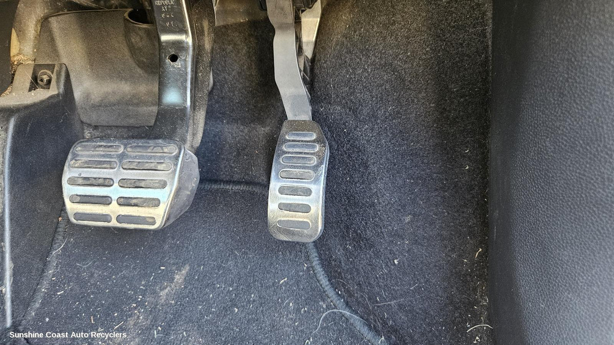 2011-2015 Skoda Fabia Pedal Assembly