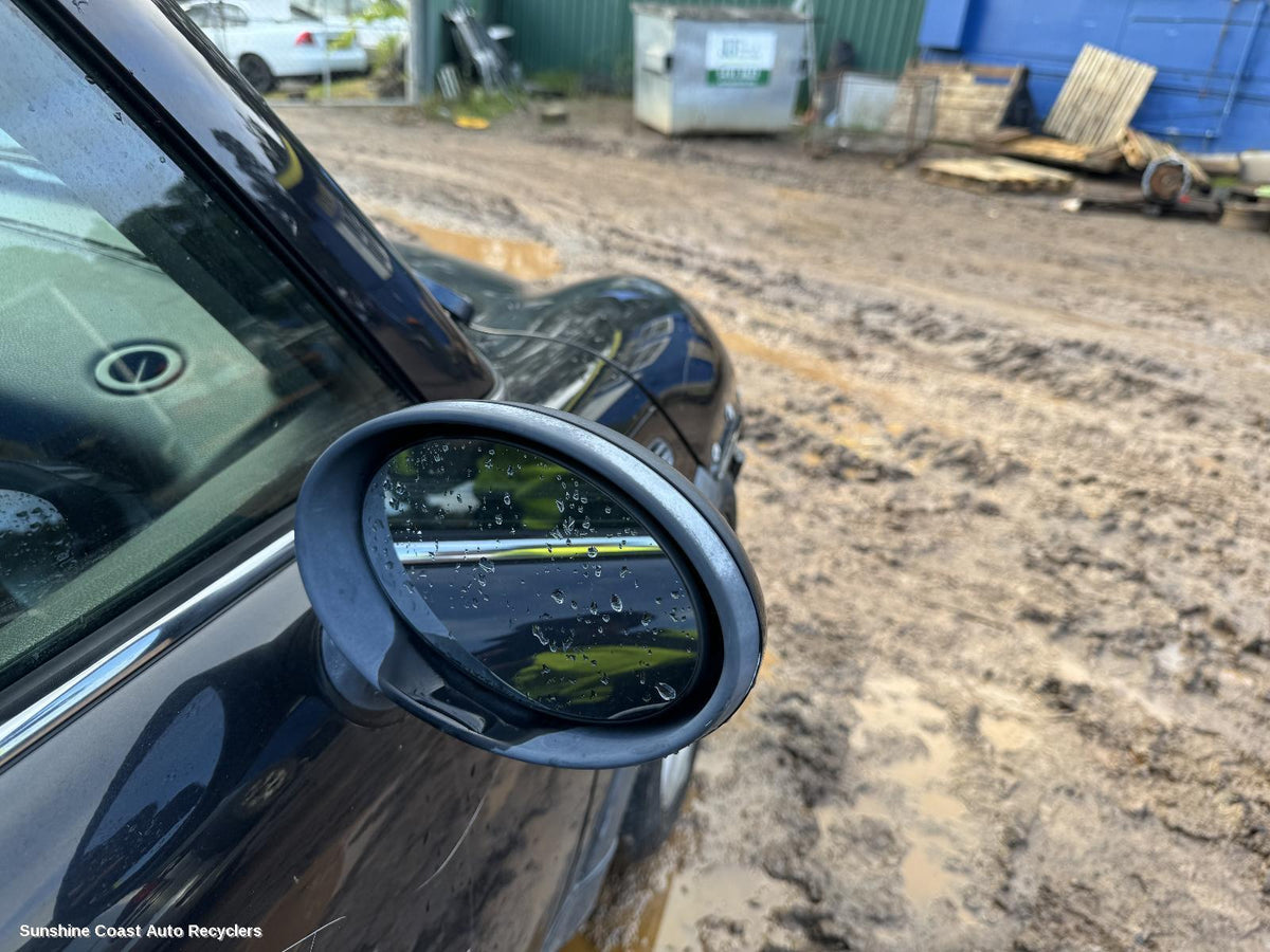 2001-2006 Mini Cooper Right Door Mirror