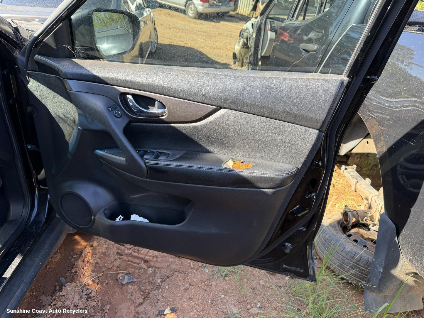 2014 Nissan Xtrail Door Handle