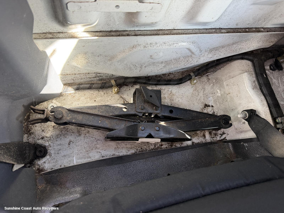 2011-2020 Mazda Bt50 Jack