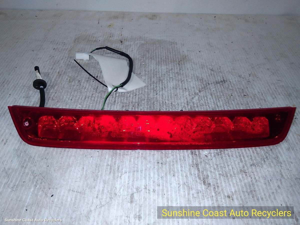 2015-2021 Hyundai Tucson High Level Stoplight