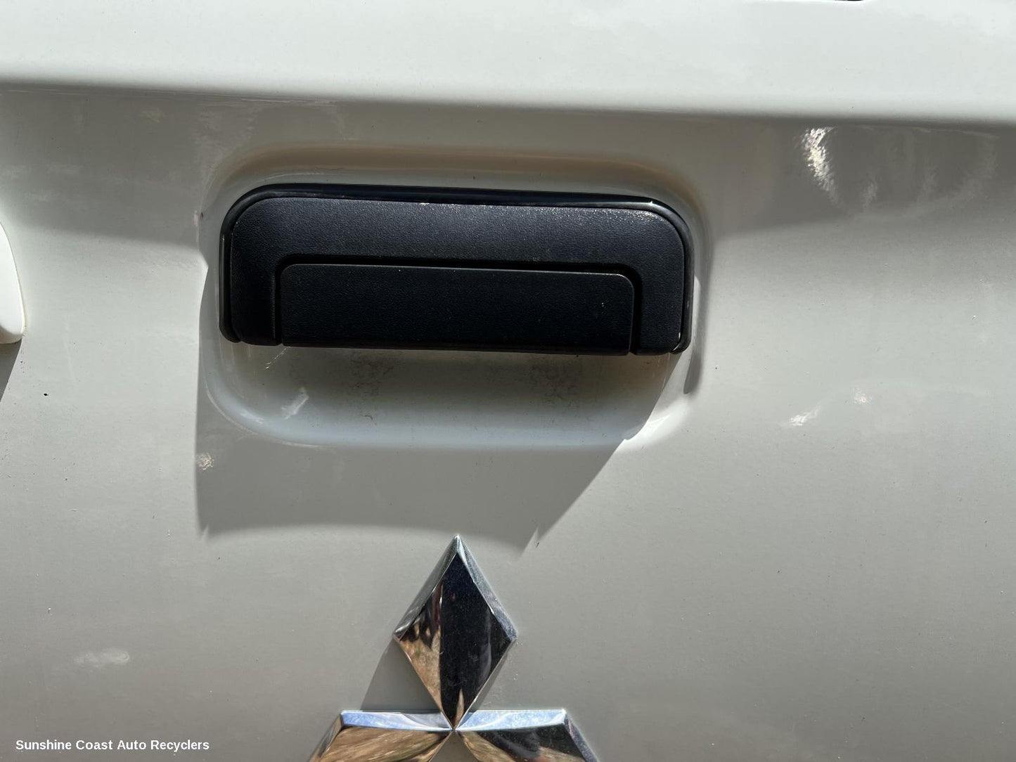 2021 Mitsubishi Triton Tailgate Handle