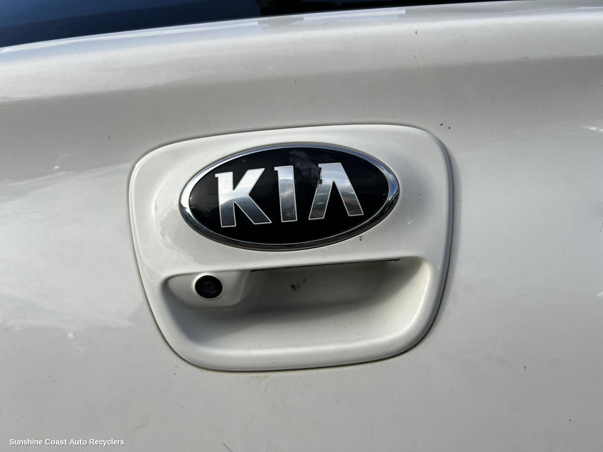 2016-2021 Kia Rio Rear Garnish