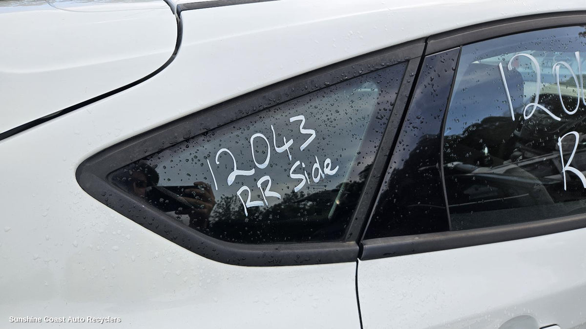 2011-2015 Ford Focus Right Rear Side Glass