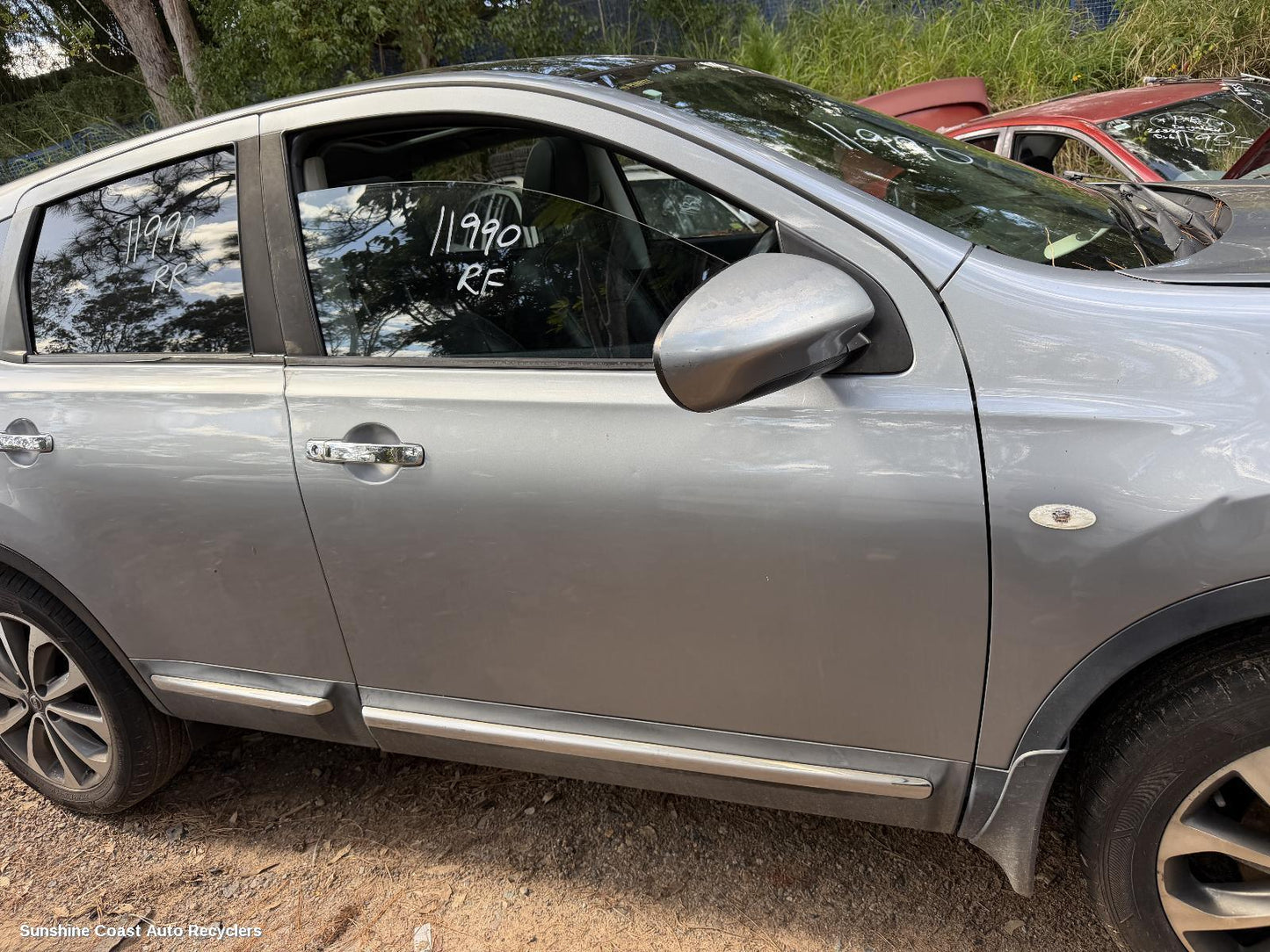 2007-2014 Nissan Dualis Right Front Door Window