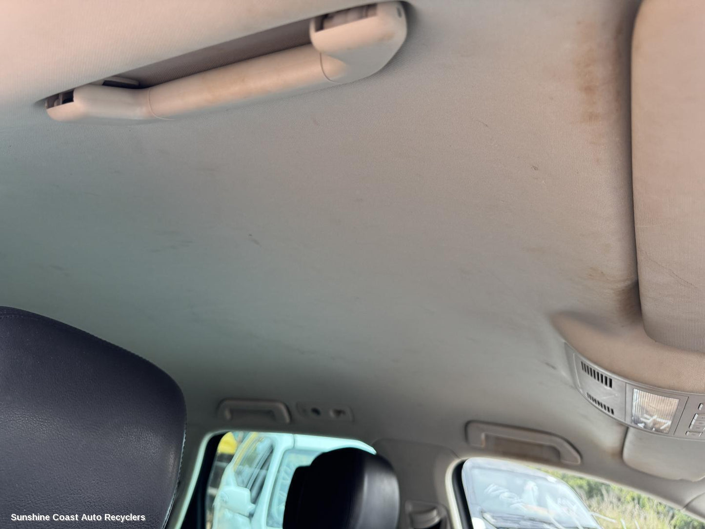 2016 Volkswagen Touareg Hoodlining