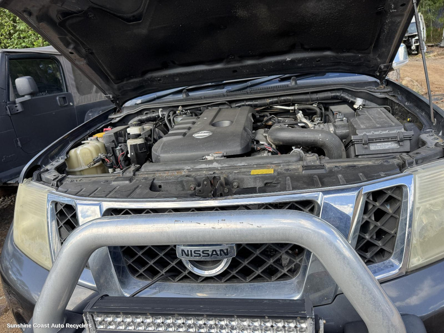 2010-2013 Nissan Pathfinder Grille