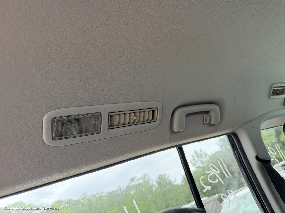 2006-2014 Mitsubishi Pajero Grab Handle