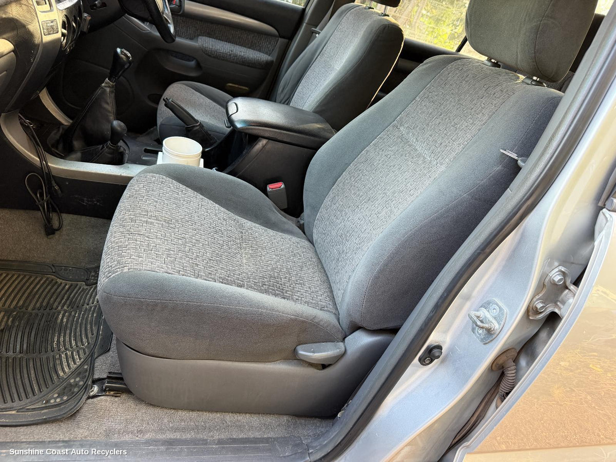 2003-2009 Toyota Prado Seatbelt Stalk