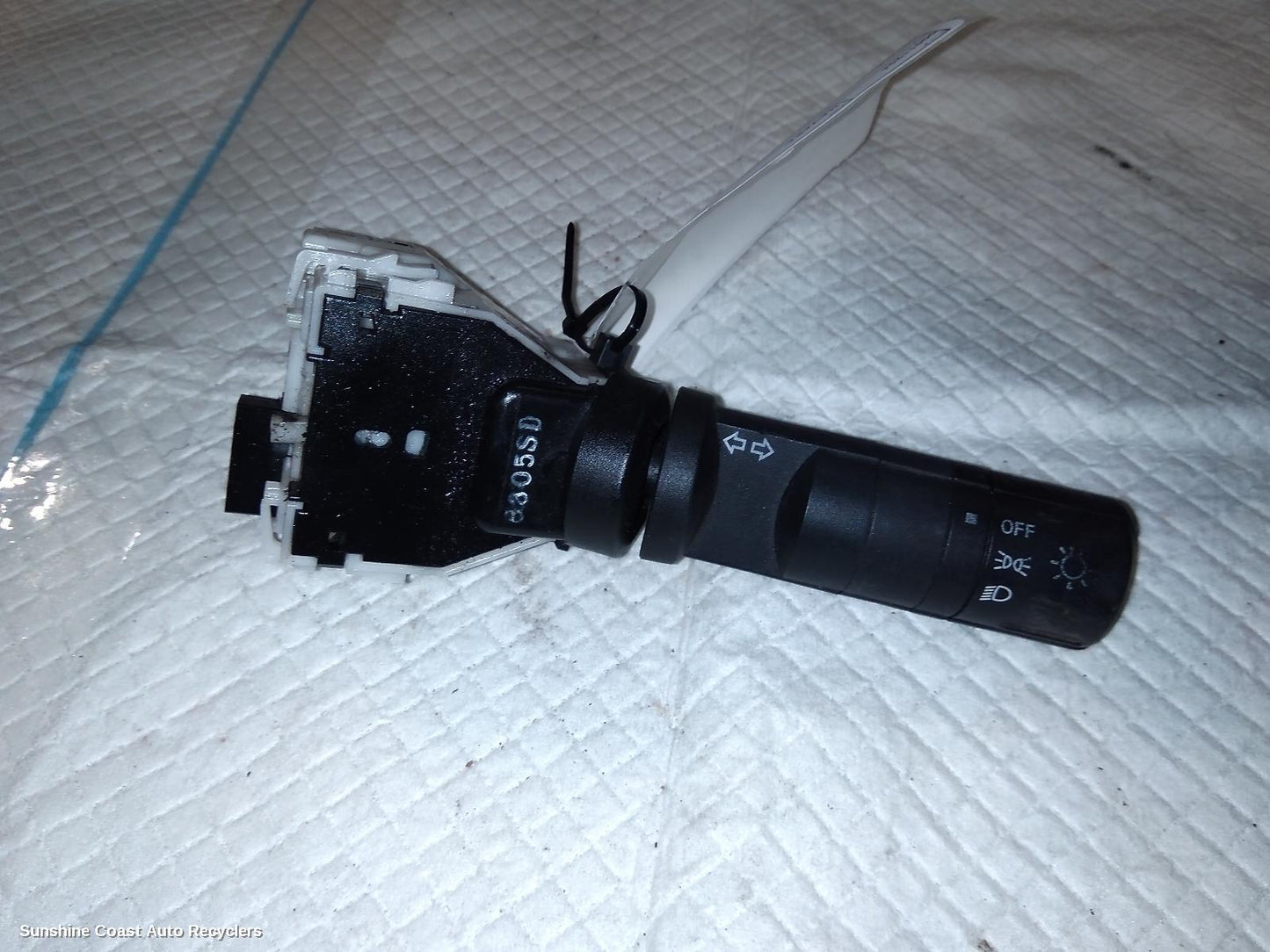 2008 Nissan Navara Combination Switch