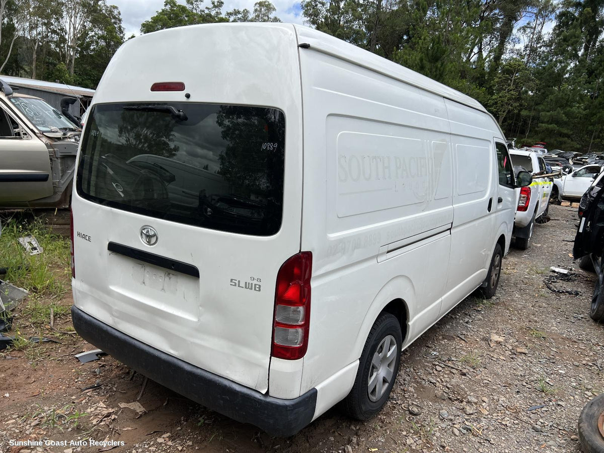 2013-2016 Toyota Hiace Engine