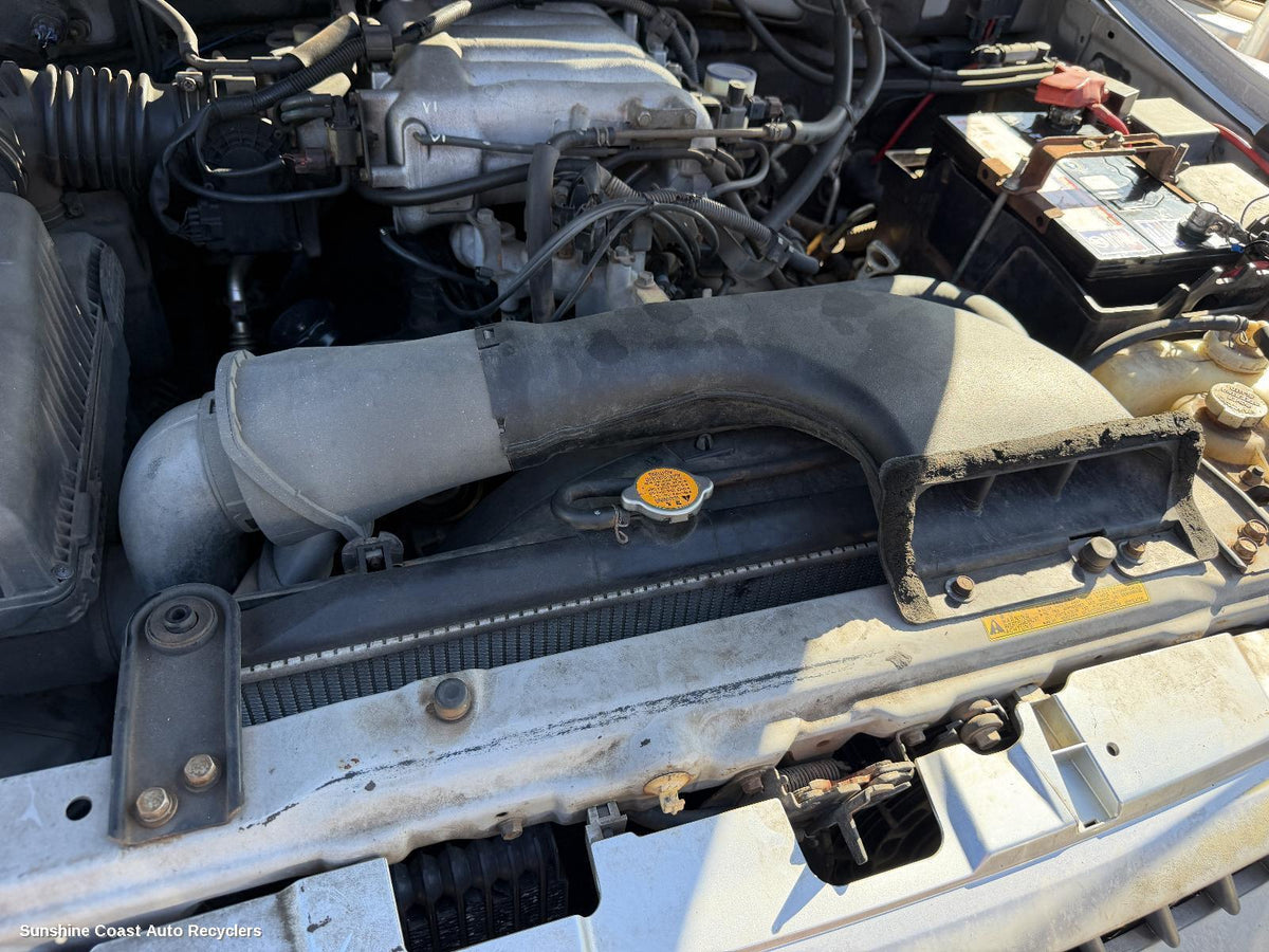 2002-2006 Mitsubishi Pajero Radiator