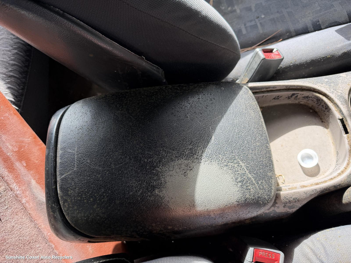 1997-2002 Holden Commodore Console