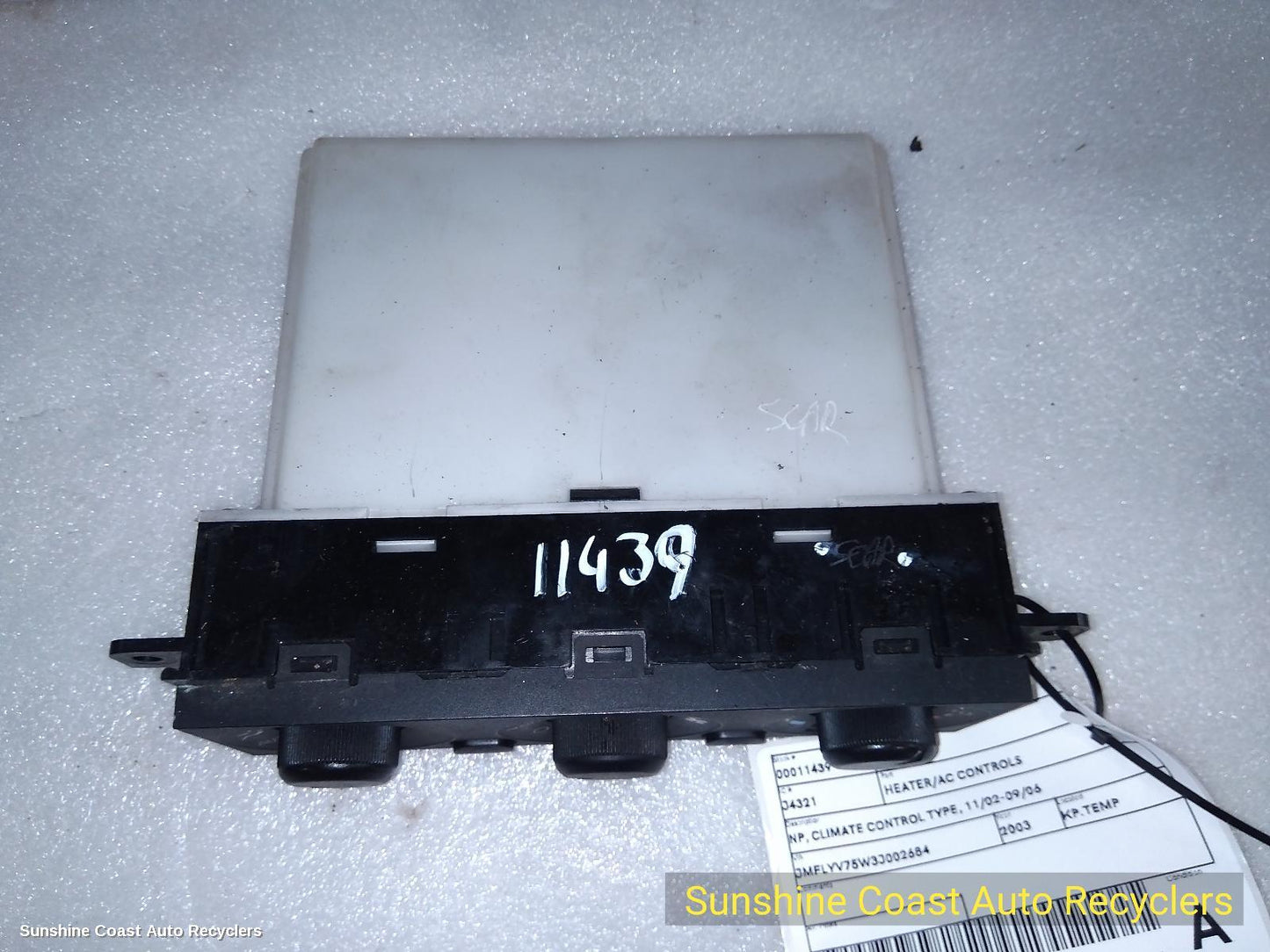 2002-2006 Mitsubishi Pajero Heater Ac Controls