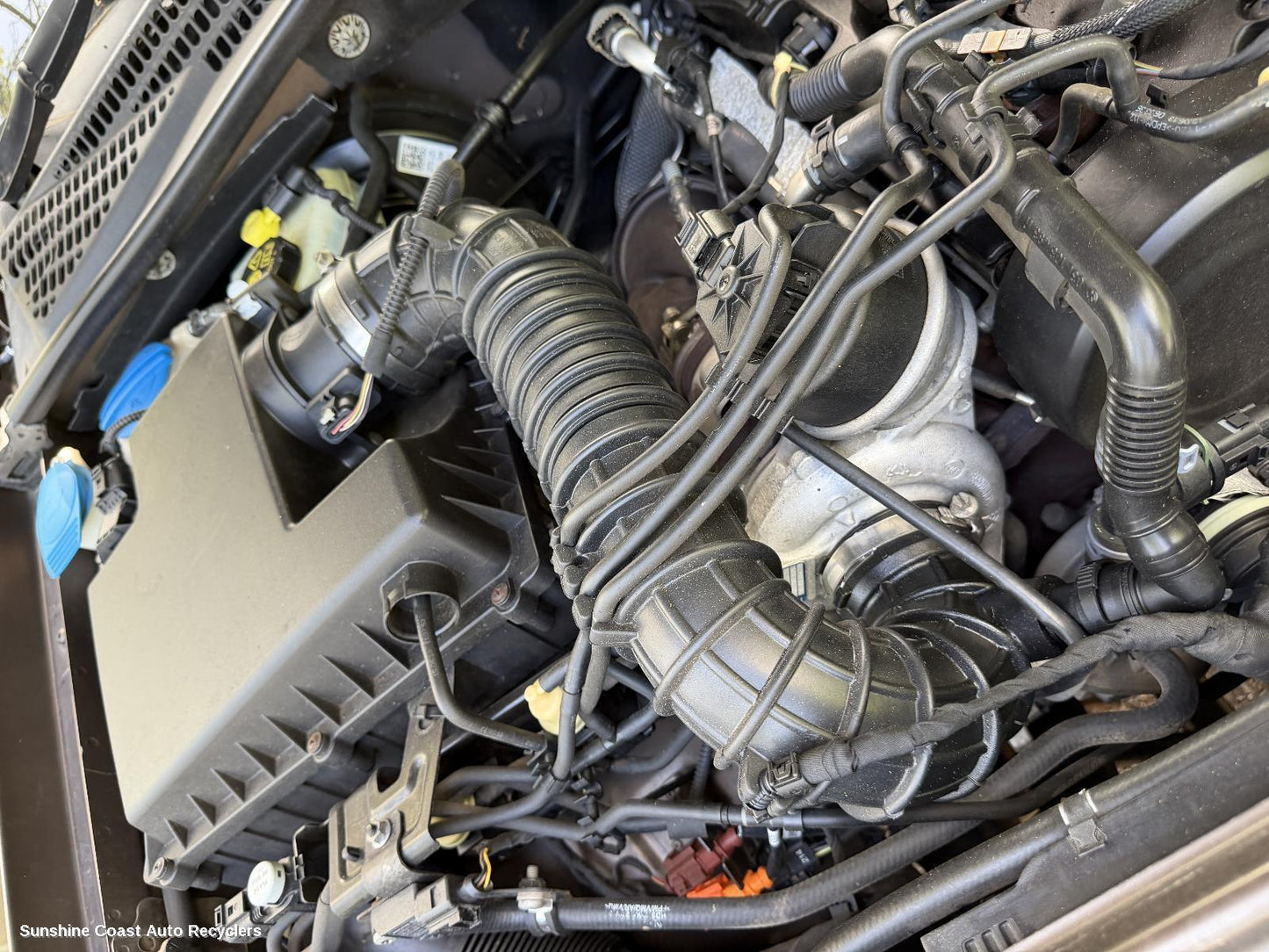 2010-2022 Volkswagen Amarok Air Cleaner Duct Hos