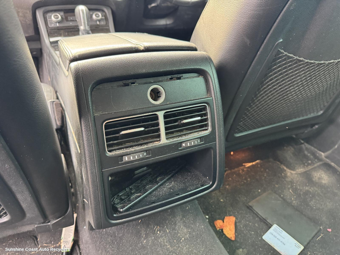 2010-2018 Volkswagen Touareg Console