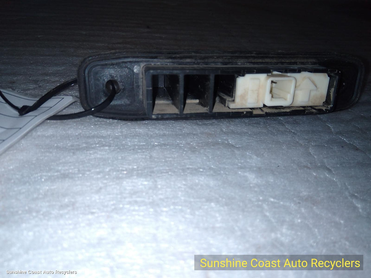 2007-2013 Toyota Corolla Tailgate Handle
