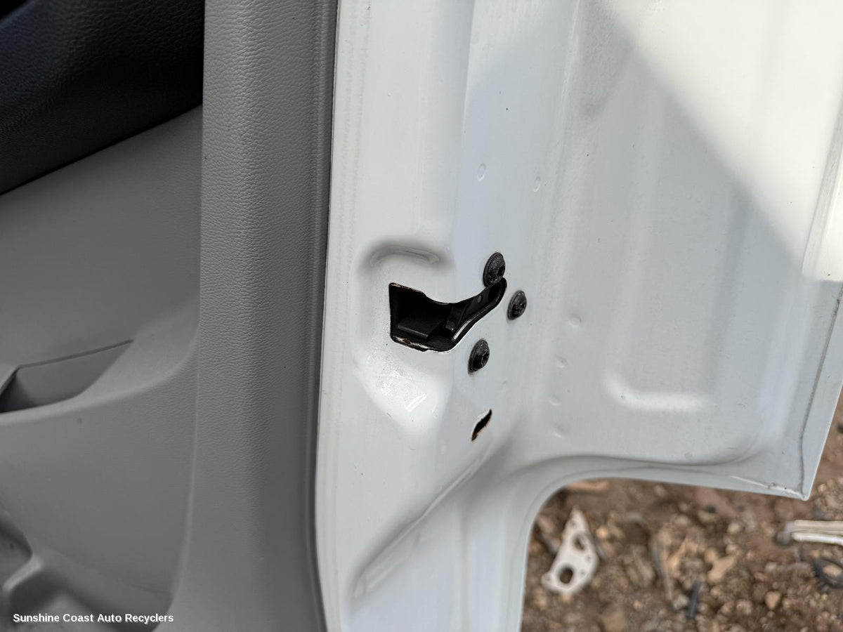 2020-2026 Ldv Deliver 9 Door Boot Gate Lock