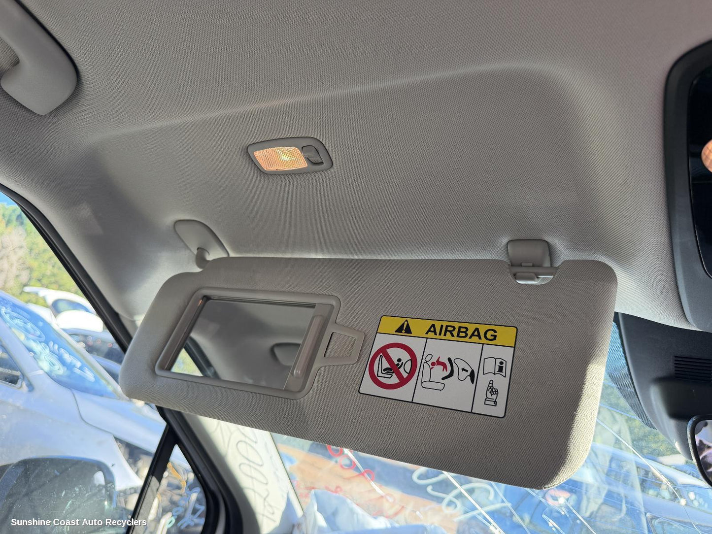 2020-2025 Kia Carnival/grand Carnival Sunvisor