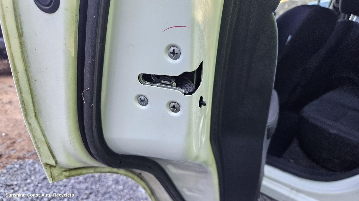 2013-2021 Nissan Qashqai Door Boot Gate Lock