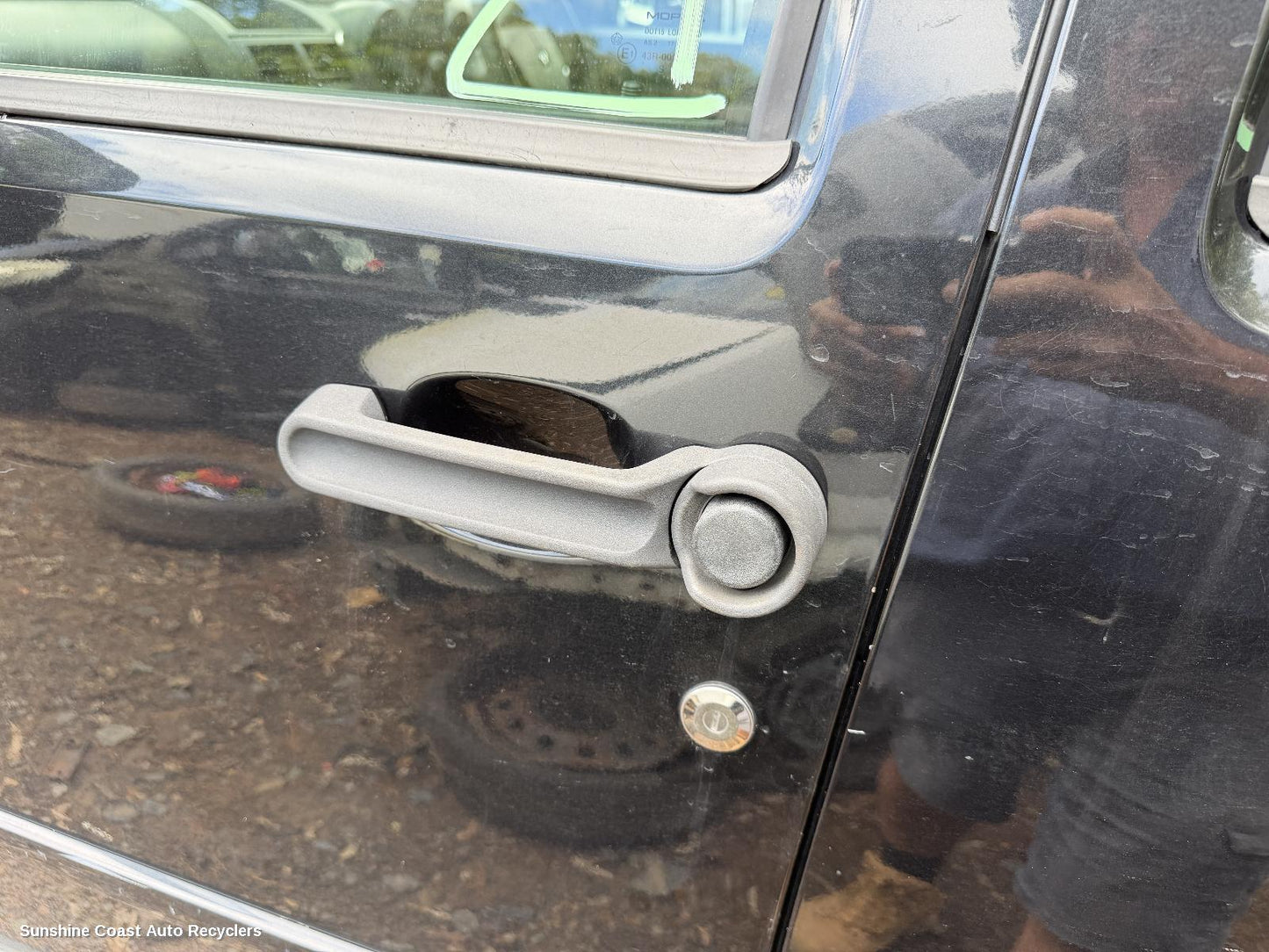 2007-2011 Dodge Nitro Door Handle
