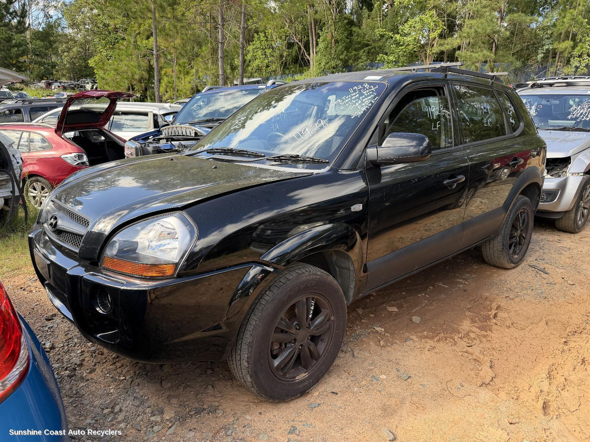 2004-2010 Hyundai Tucson Ignition W  Key
