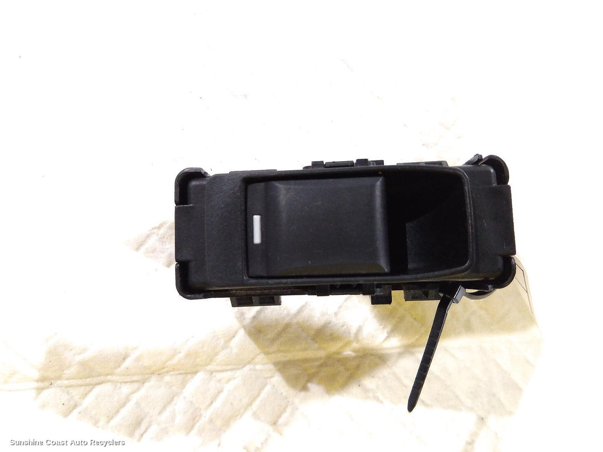 2007-2016 Jeep Patriot Pwr Dr Wind Switch