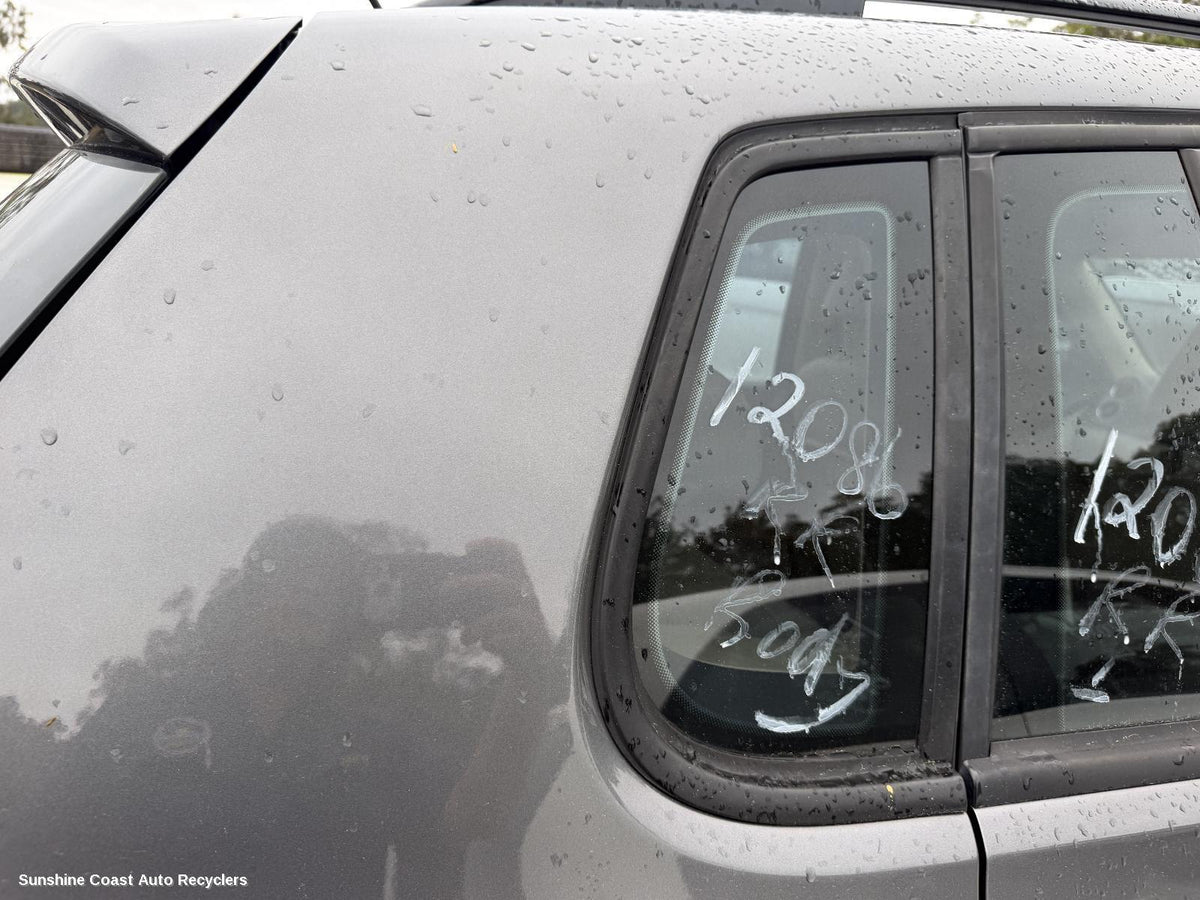 2008-2016 Volkswagen Tiguan Right Rear Side Glass