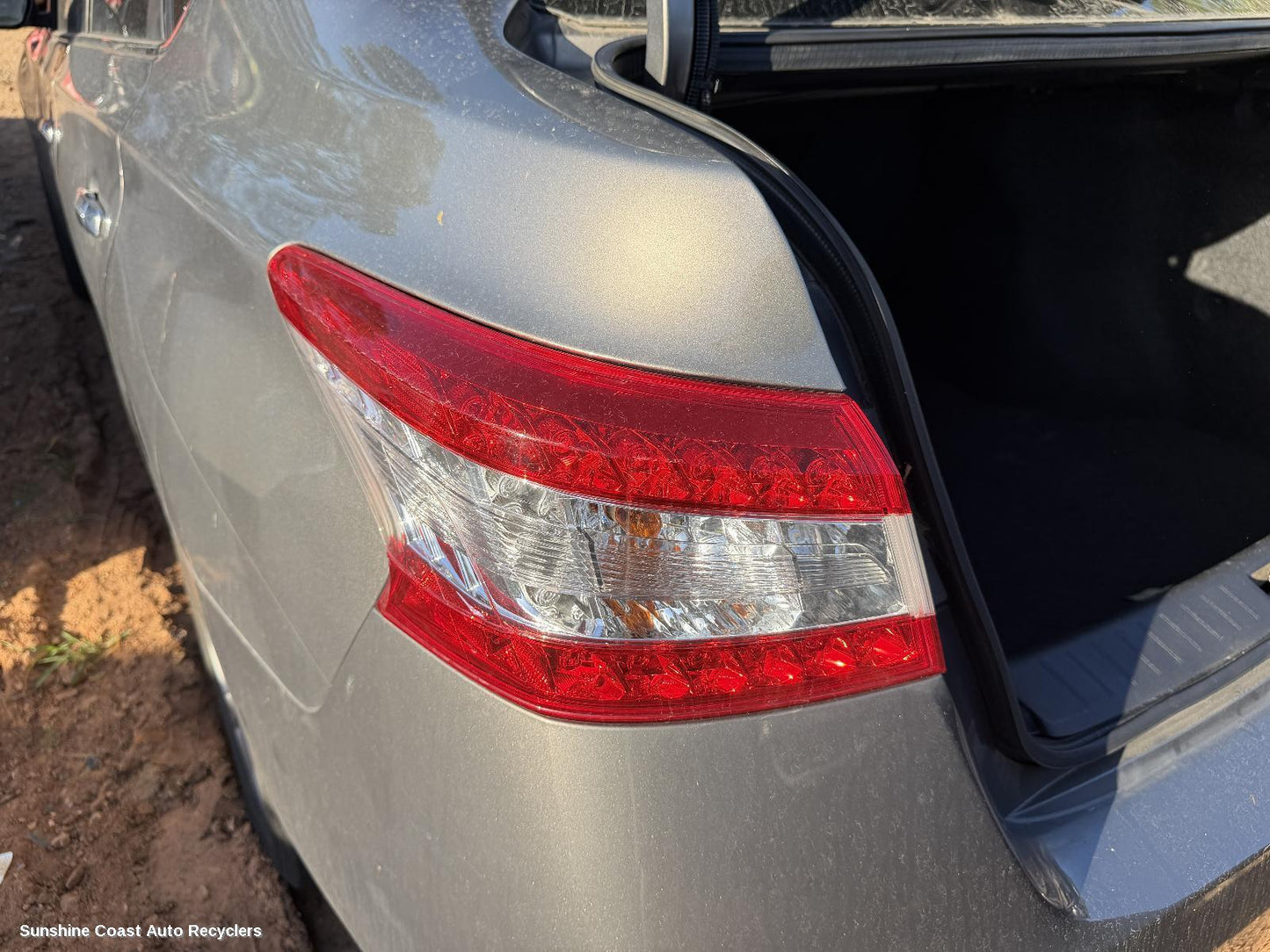 2012-2017 Nissan Pulsar Left Taillight