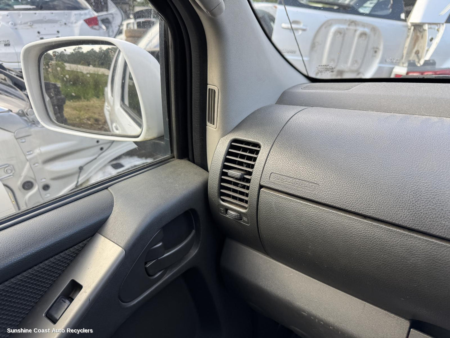 2010 Nissan Navara Misc