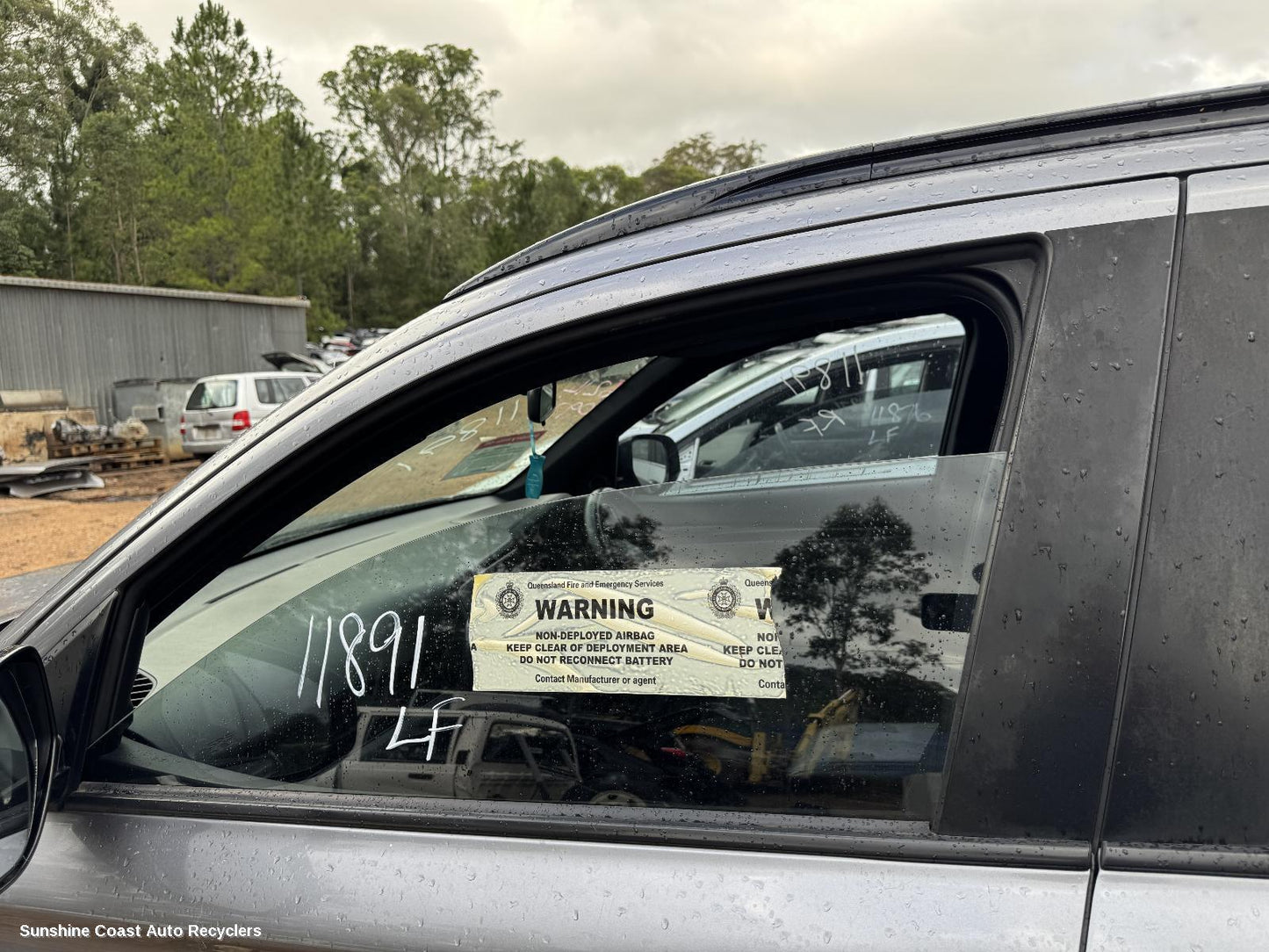 2018 Mitsubishi Outlander Left Front Door Window