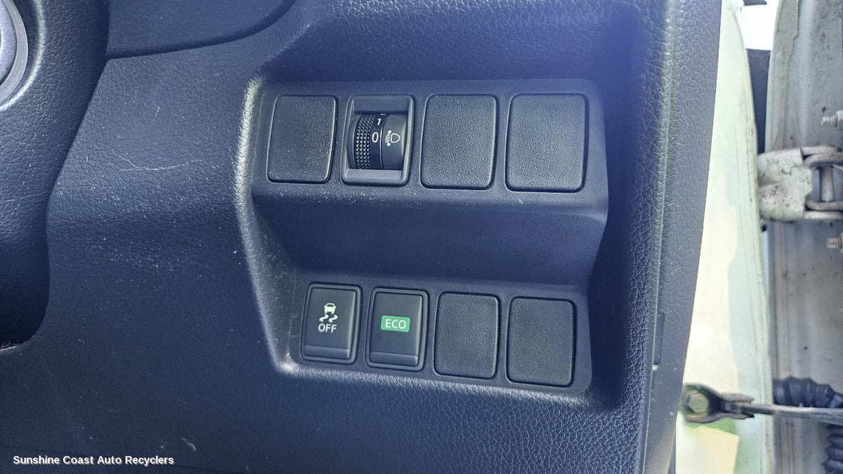 2013-2021 Nissan Qashqai Misc Switch Relay