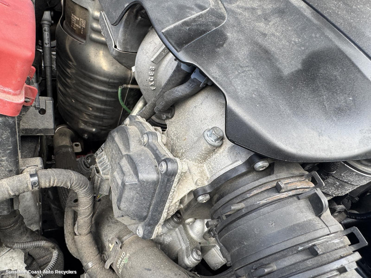 2016-2020 Jaguar F Pace Throttle Body