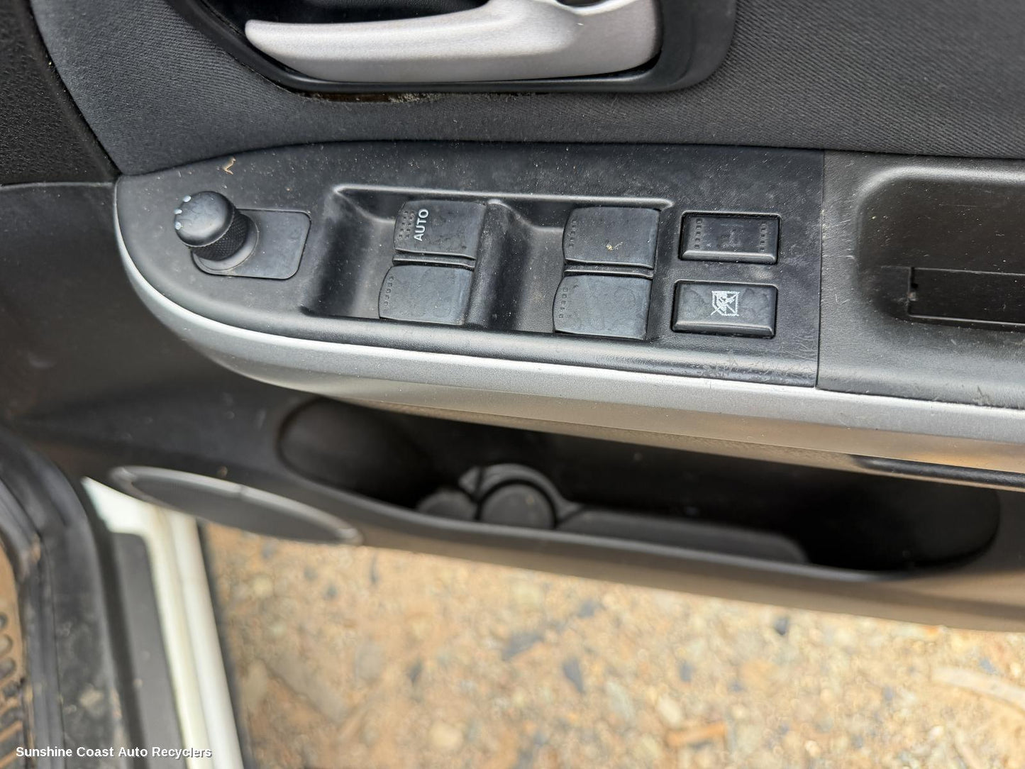 2013 Suzuki Vitara Pwr Dr Wind Switch