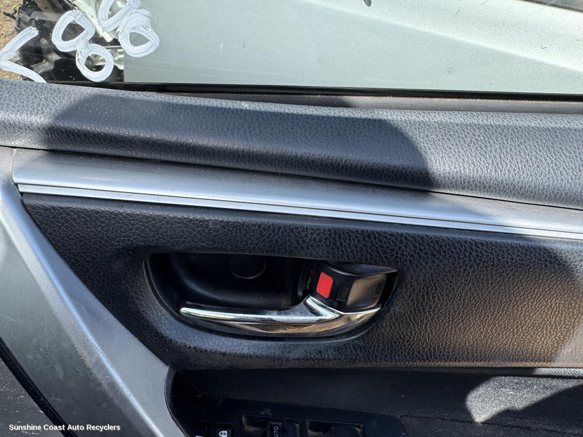 2013-2016 Toyota Corolla Door Handle