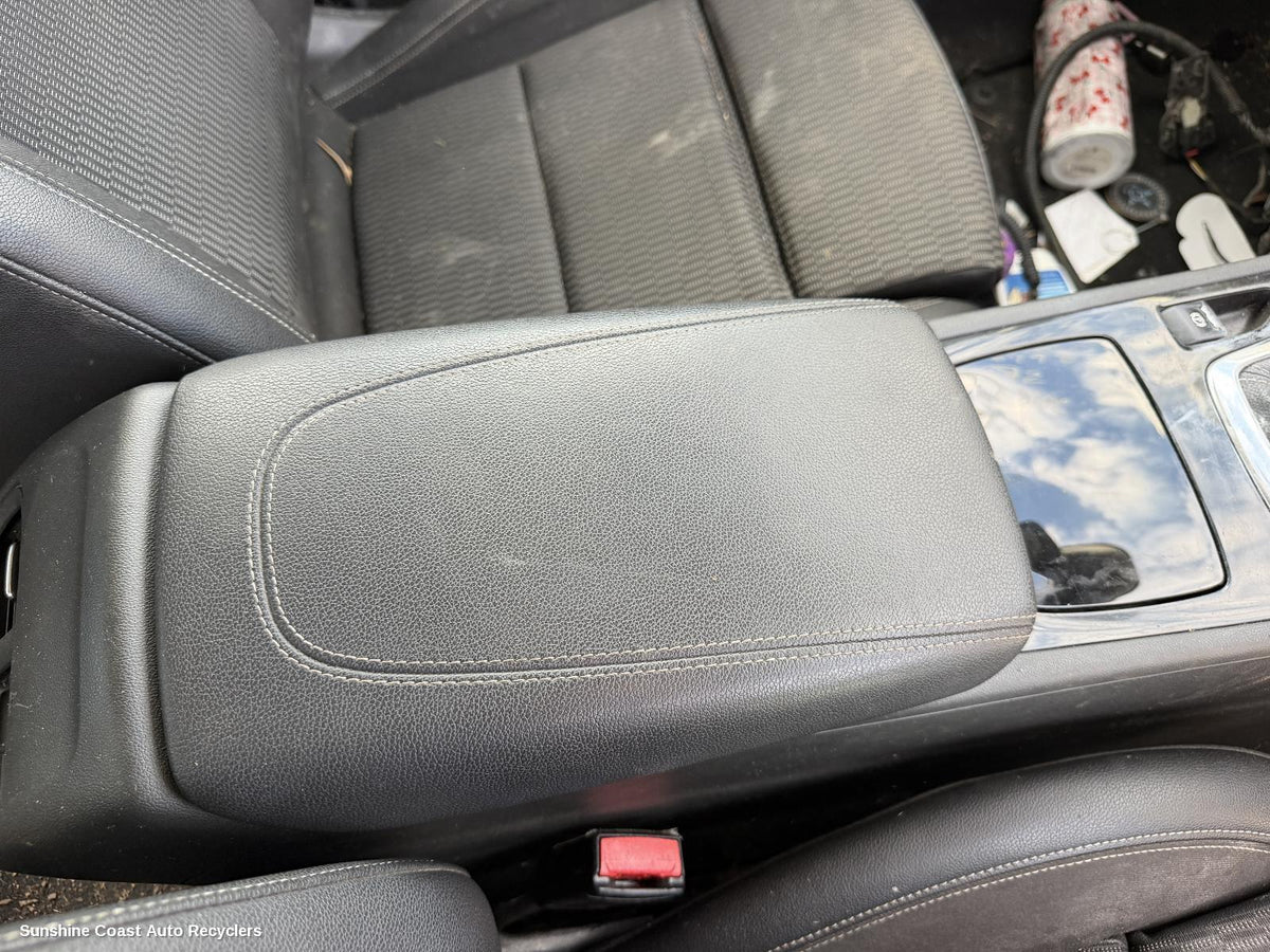 2017-2020 Holden Commodore Console